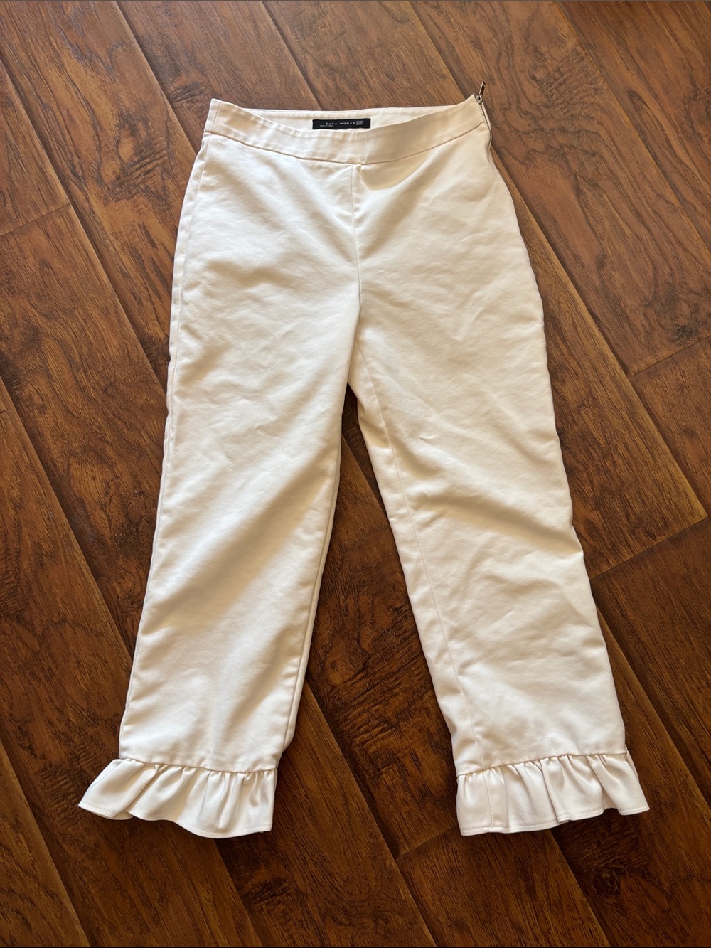 Zara Woman White Ruffle Hem Pants